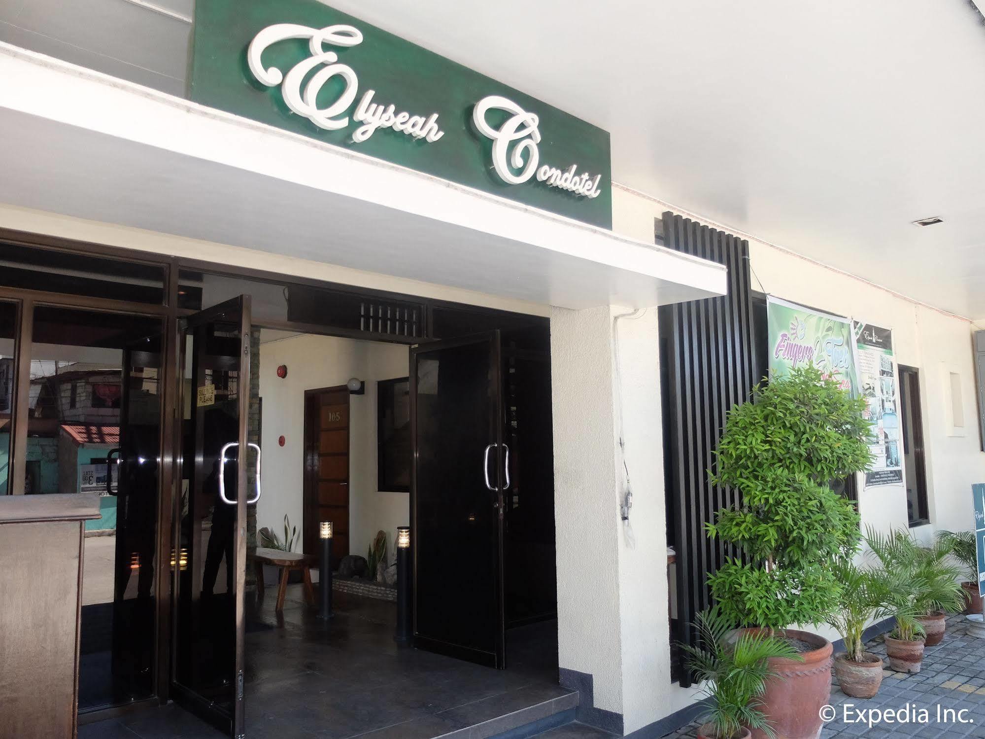 Elyseah Condotel Ángeles Exterior foto